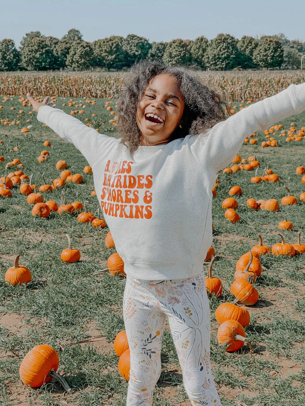 Apples Hayrides S'Mores & Pumpkins Kids Sweatshirt - Natural