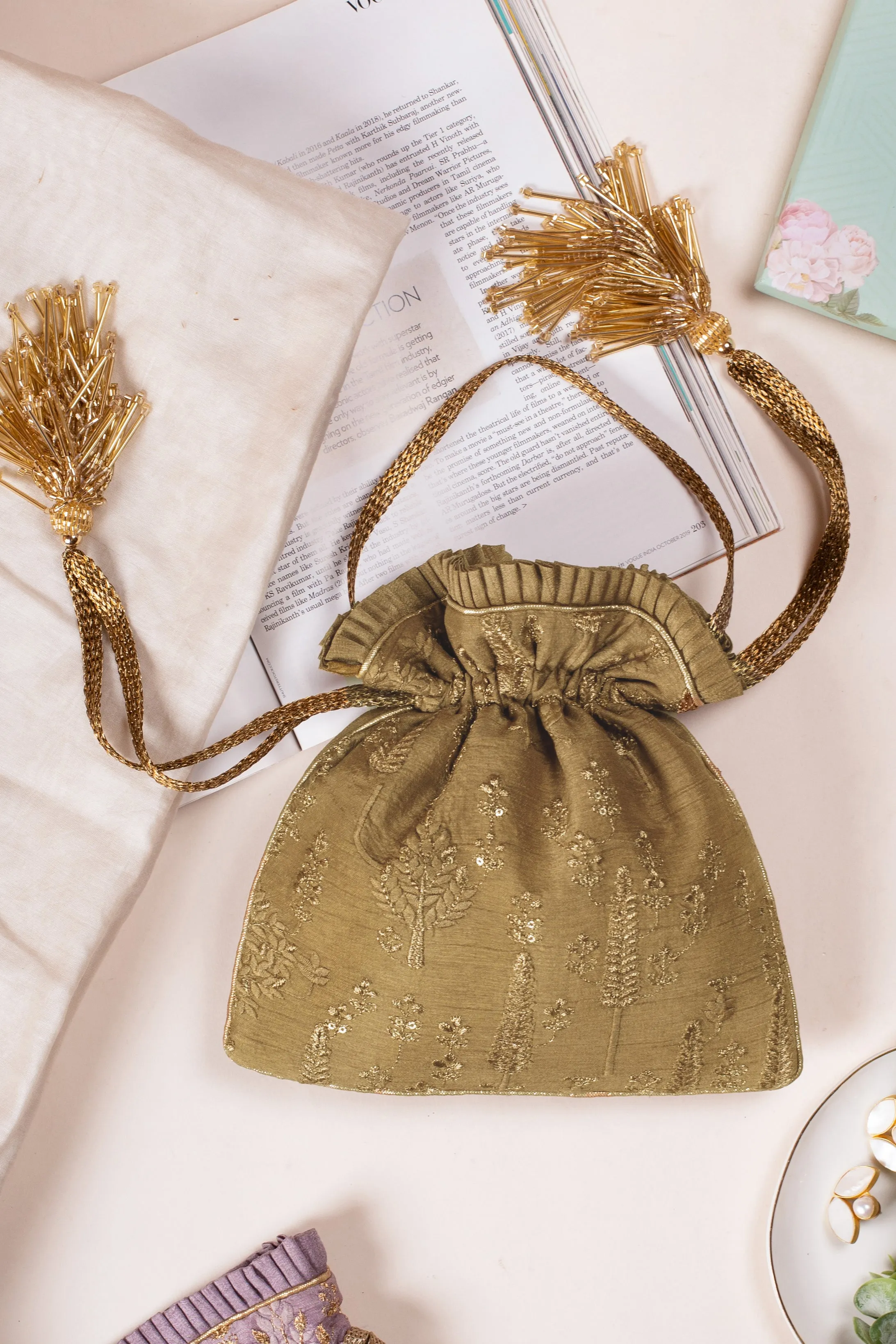 Arbre Silk Potli bag - dull gold