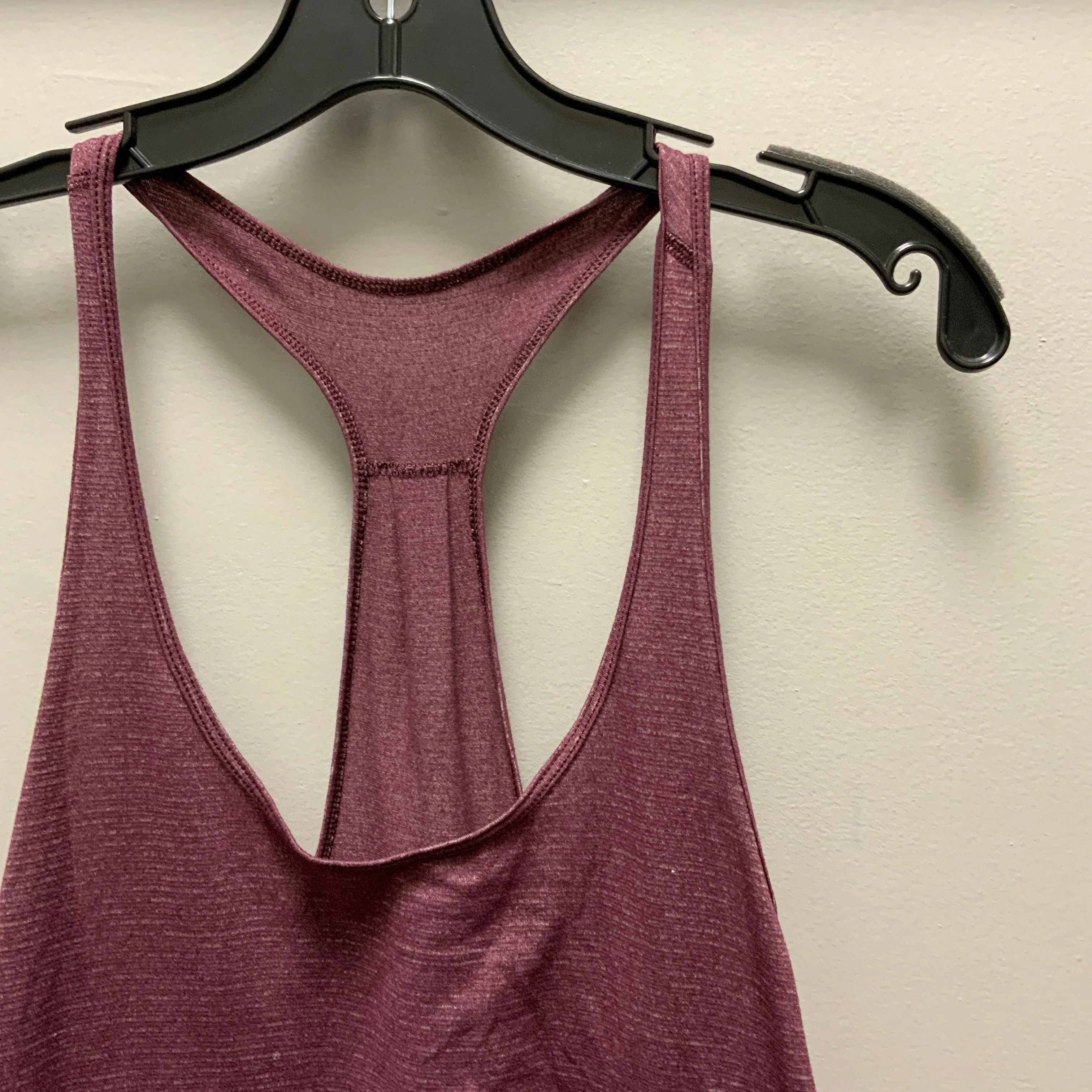 Athletic Tank Top By Lululemon  Size: M