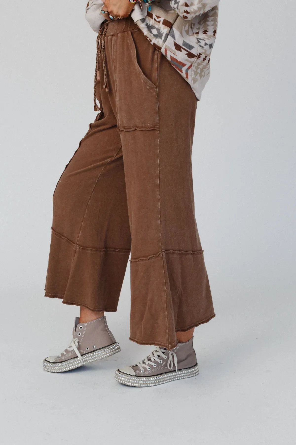 Feeling Good Wide Leg Pant - Brown