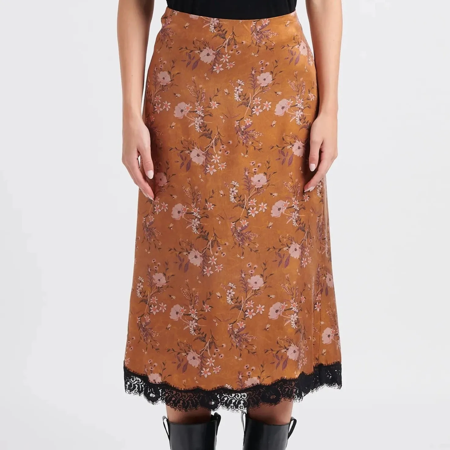 Flora Skirt (Borwn)