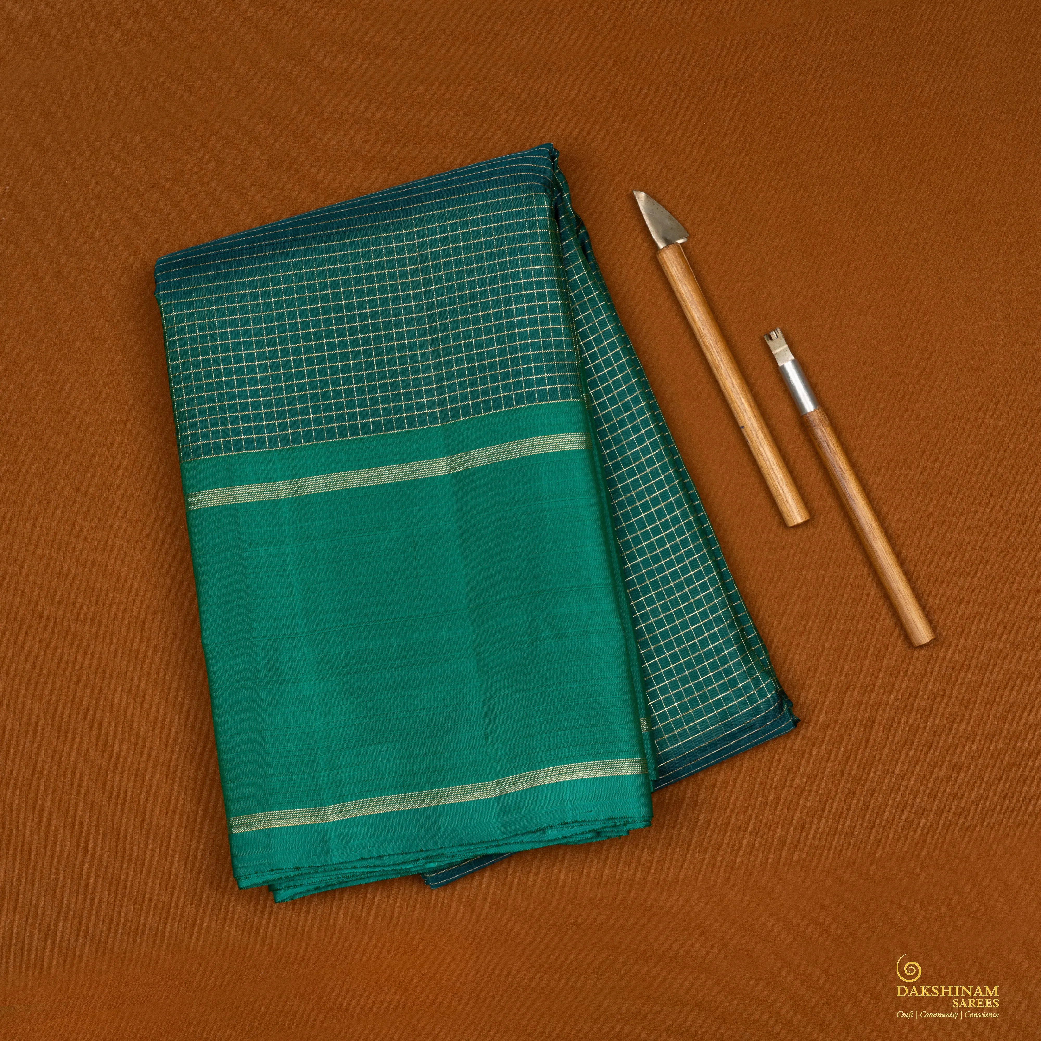 Handwoven Green Kanjivaram Silk Saree - 2057T009607DSC