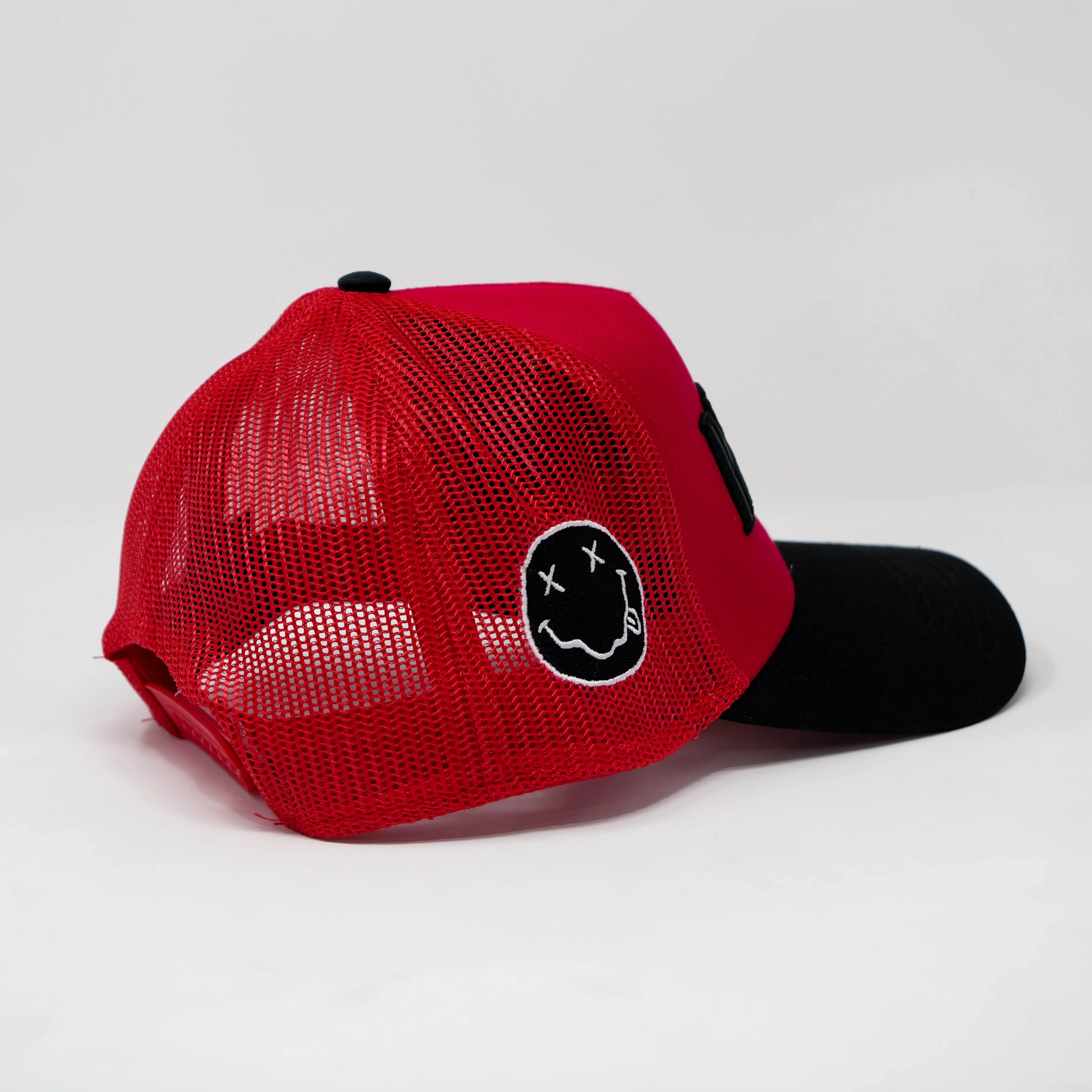 PARANOIA TRUCKER HAT RED/BLACK