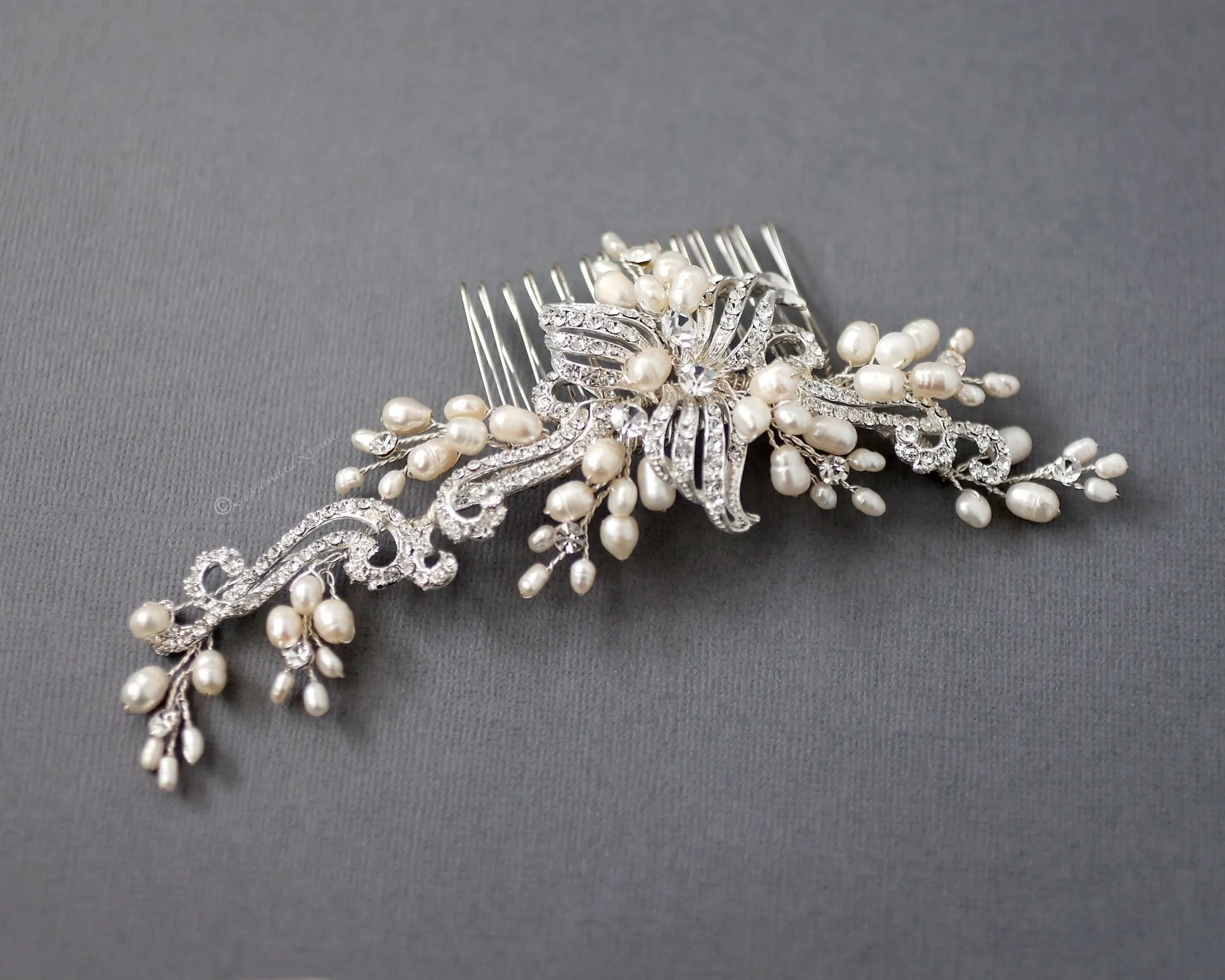 Pearl Wedding Hair Comb with Swirls