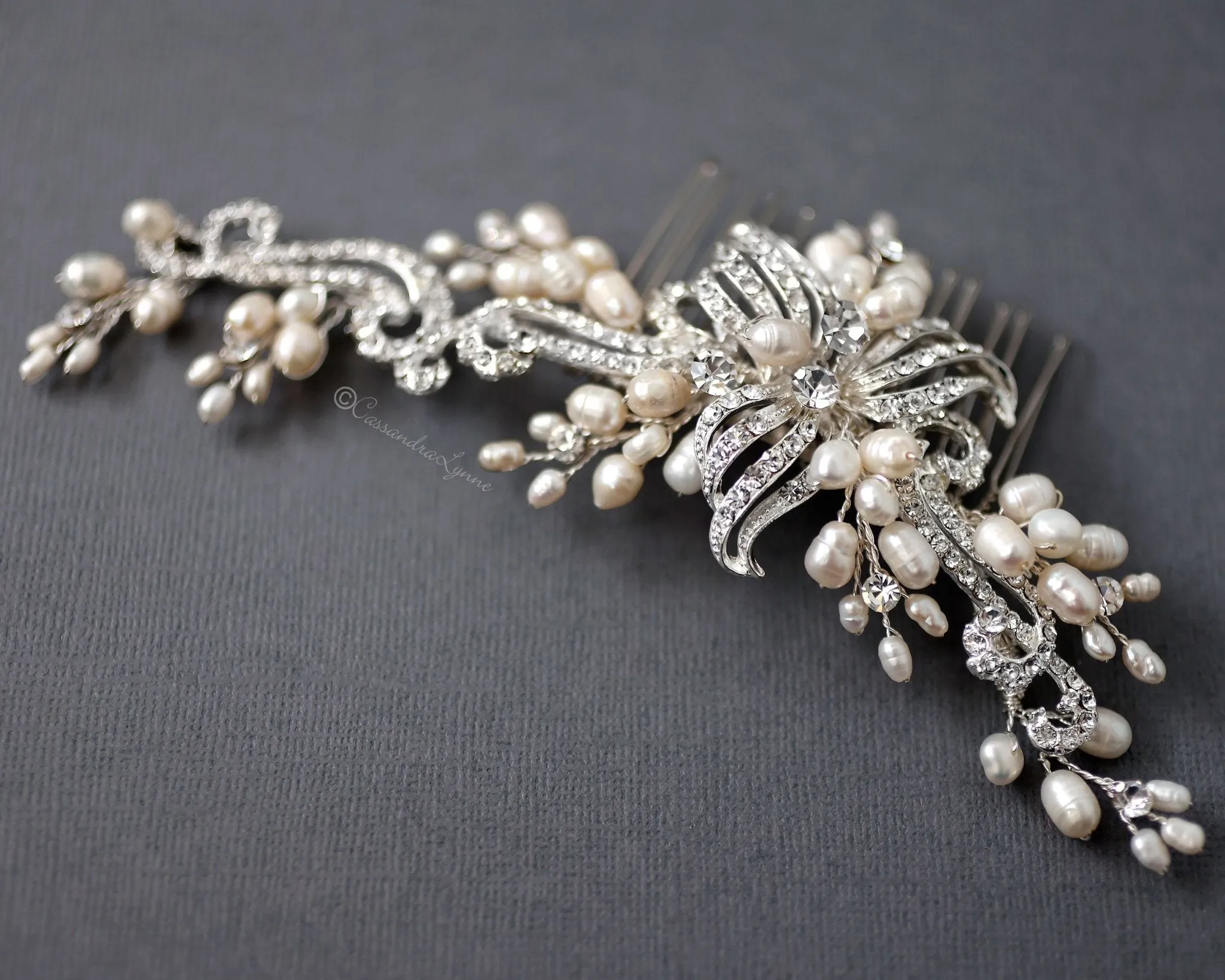 Pearl Wedding Hair Comb with Swirls