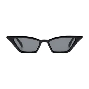 Prolific Cat Eye Sunglasses in Black