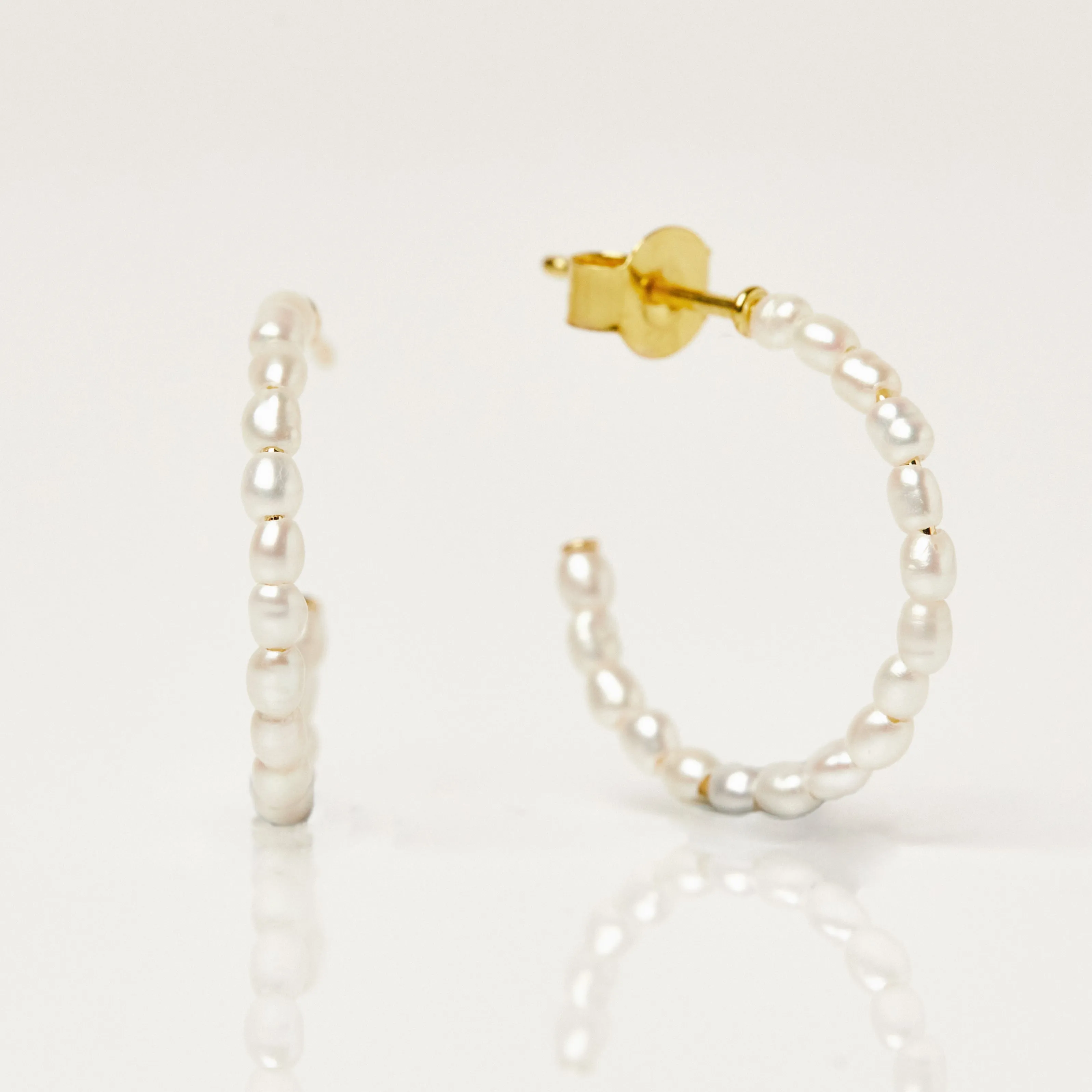 Santorini Seed Pearl Hoops