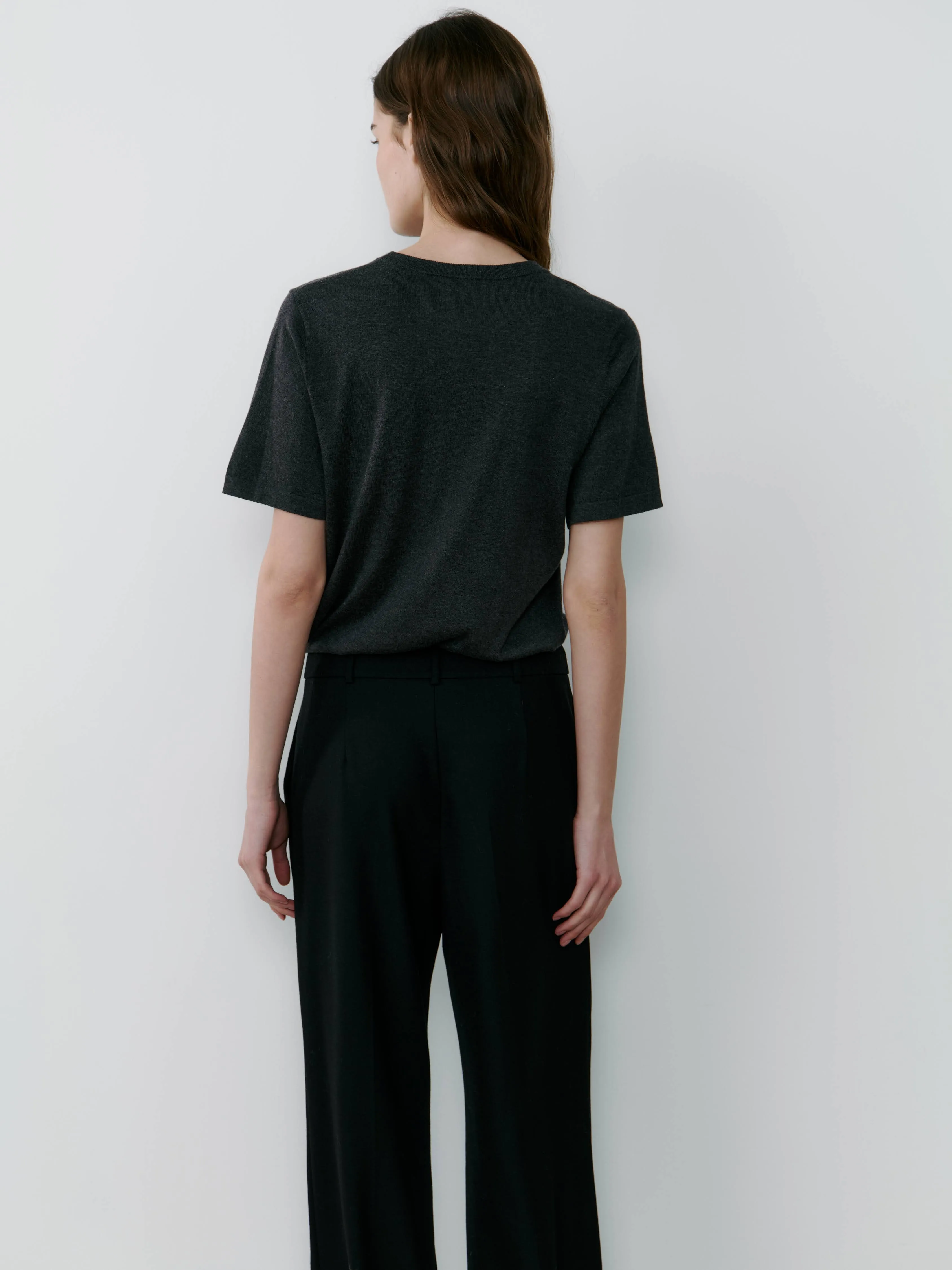 THE SILK TEE - CHARCOAL